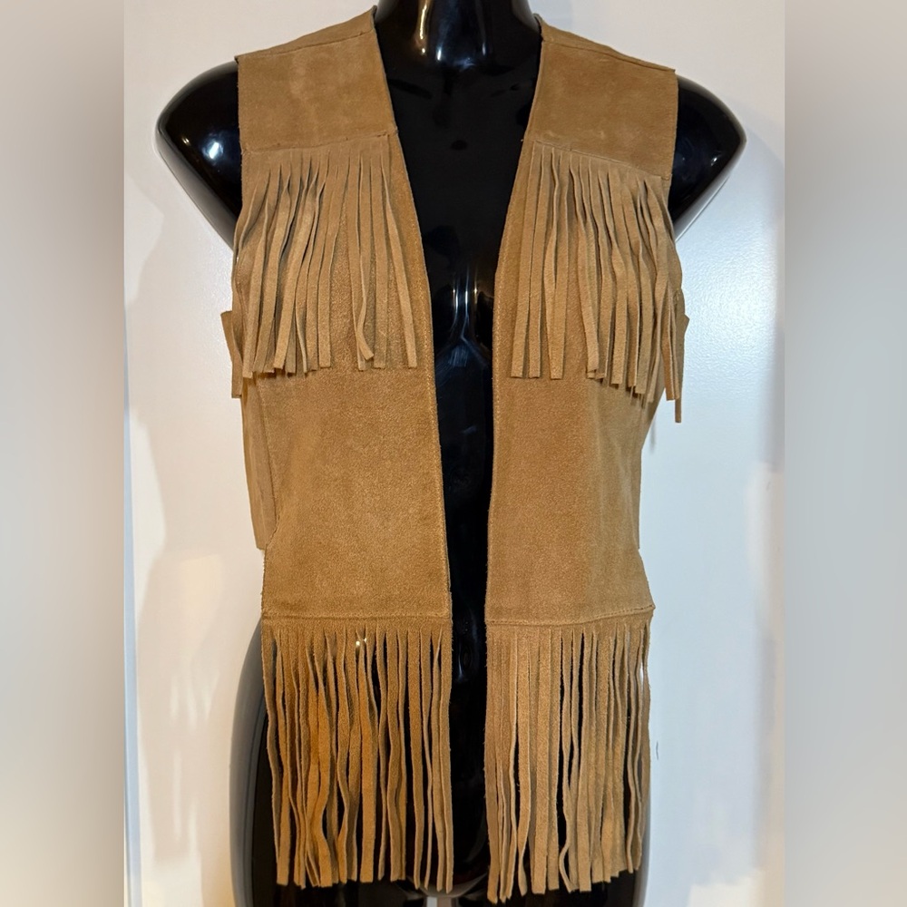 Neiman Marcus Camel Suede Fringe Vest